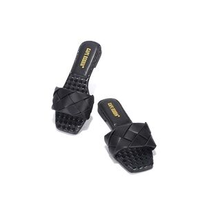Cape Robbin - Black Woven Square Toe Slip On Comfort Slide Flat Sandals Size 8.5